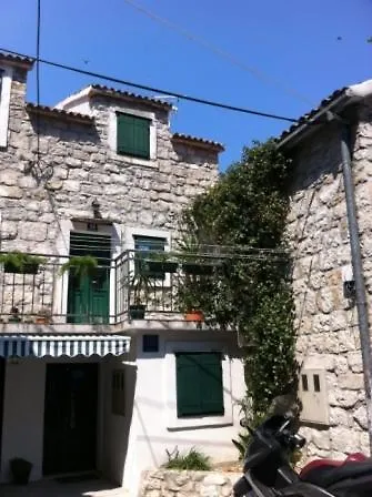 Dalmatian سبليت