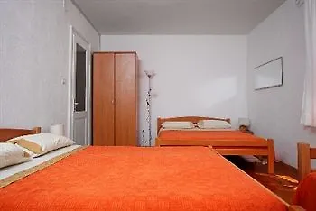 Dalmatian بيت ضيافة سبليت