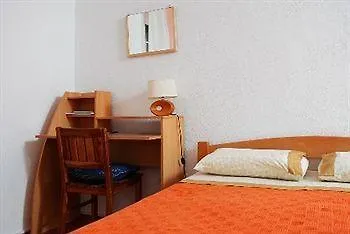 Pensión Dalmatian 3*